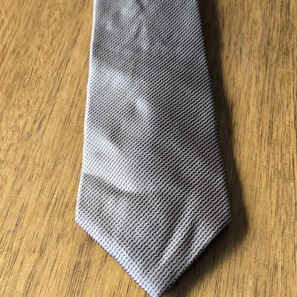 Villa Bugatti Mens Grey‎ Black Geometric Zigzag 100% Silk Wide Necktie Made USA